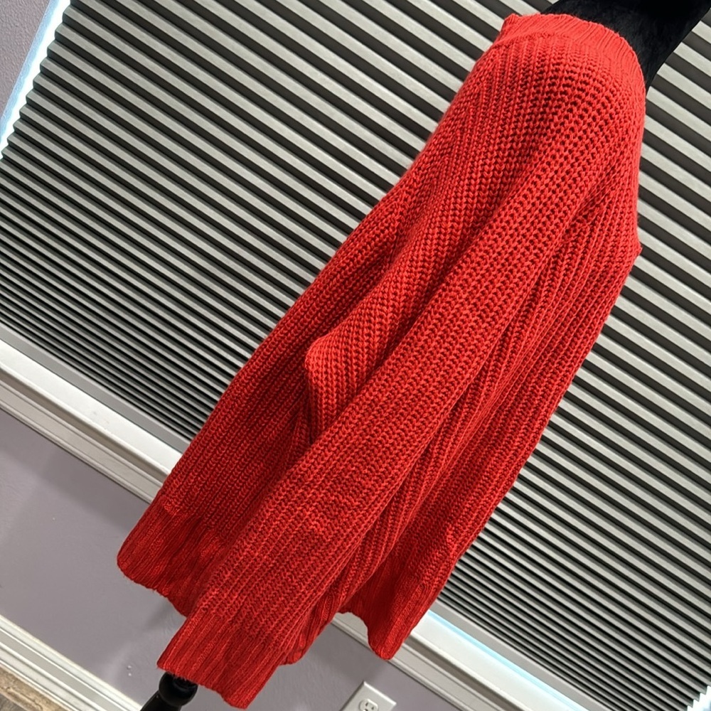 Crochet sweater - Picture 3 of 4